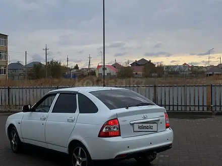 ВАЗ (Lada) Priora 2172 2014 года за 2 500 000 тг. в Уральск – фото 2