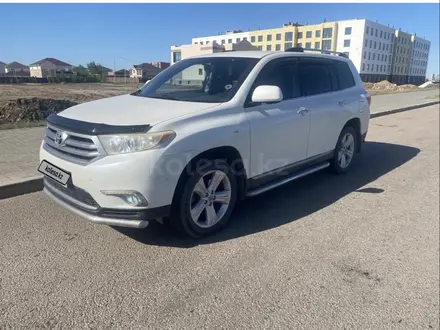 Toyota Highlander 2012 года за 12 500 000 тг. в Астана – фото 2