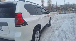 Toyota Land Cruiser Prado 2018 года за 20 300 000 тг. в Актобе – фото 4