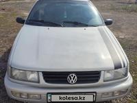 Volkswagen Passat 1994 годаүшін1 650 000 тг. в Караганда