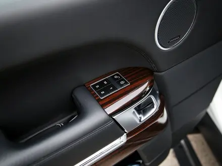Land Rover Range Rover 2015 года за 30 200 000 тг. в Алматы – фото 15