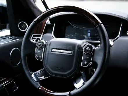 Land Rover Range Rover 2015 года за 30 200 000 тг. в Алматы – фото 20