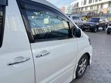 Toyota Alphard 2006 года за 8 400 000 тг. в Актау – фото 3