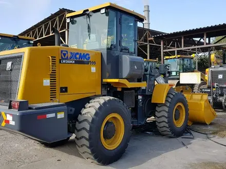 XCMG  Фронтальный погрузчик XCMG Карьерного Типа LW300KN 2025 года за 15 500 000 тг. в Алматы – фото 5