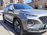 Hyundai Santa Fe 2019 годаүшін13 800 000 тг. в Астана – фото 4
