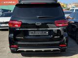 Kia Carnival 2019 года за 19 000 000 тг. в Усть-Каменогорск – фото 2