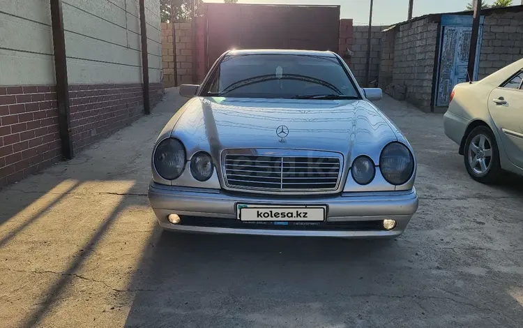 Mercedes-Benz E 280 2000 годаfor3 500 000 тг. в Шымкент