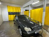 Mercedes-Benz C 240 2002 годаүшін2 500 000 тг. в Тараз – фото 4