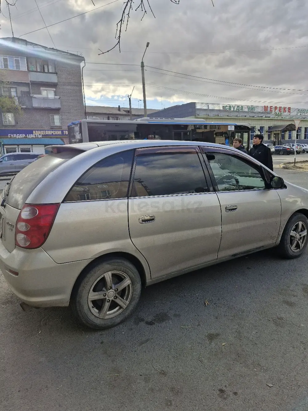 Toyota Nadia, 1999