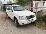 Mercedes-Benz ML 320 2003 годаүшін2 000 000 тг. в Кокшетау – фото 3