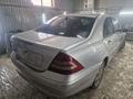 Mercedes-Benz C 200 2001 годаfor2 300 000 тг. в Астана – фото 5