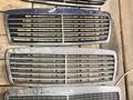Решетка радиатора MERCEDES W210 (рест и до рест) за 30 000 тг. в Шымкент – фото 22