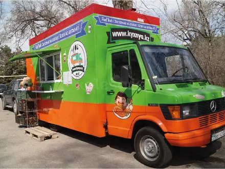 Фудтрак. Готовый бизнес "Кухня на колесах" в Алматы – фото 2