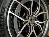 Оригинальные диски R19 + шины Michelin Alpin 5 на Mercedes за 1 000 000 тг. в Алматы – фото 3
