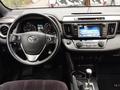 Toyota RAV4 2017 года за 14 200 000 тг. в Алматы – фото 3