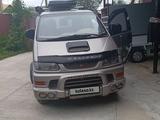 Mitsubishi Delica 1998 годаүшін2 500 000 тг. в Алматы