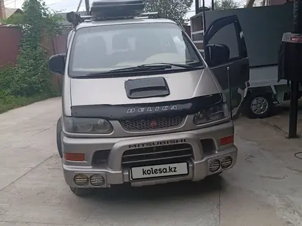 Mitsubishi Delica 1998 года за 2 500 000 тг. в Алматы