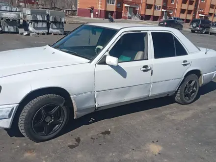 Mercedes-Benz E 200 1989 года за 800 000 тг. в Рудный – фото 5