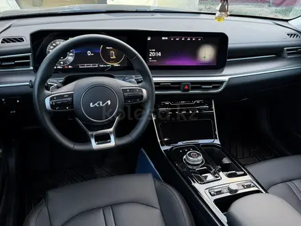 Kia K5 2025 года за 13 500 000 тг. в Караганда – фото 19