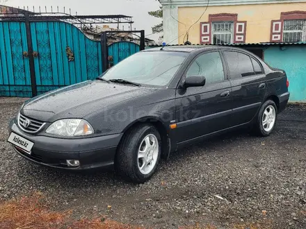 Toyota Avensis 2002 года за 2 960 000 тг. в Караганда