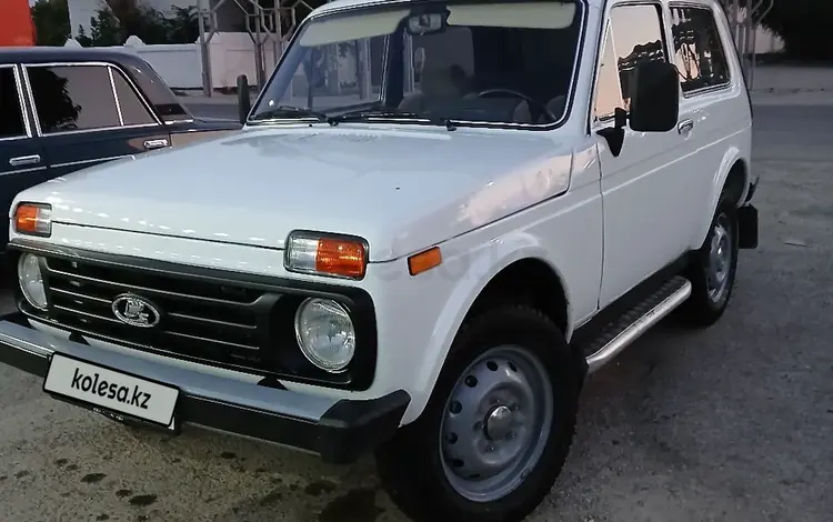 ВАЗ (Lada) Lada 2121 1999 годаүшін1 100 000 тг. в Туркестан