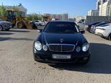 Mercedes-Benz E 240 2003 годаfor3 500 000 тг. в Астана