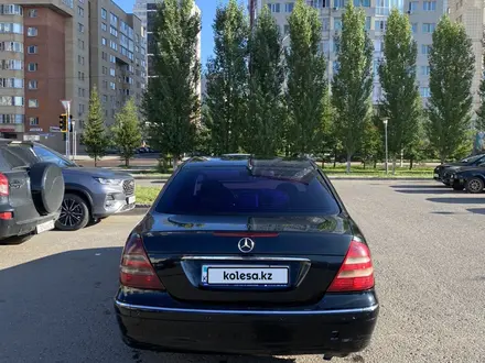 Mercedes-Benz E 240 2003 года за 3 500 000 тг. в Астана – фото 2