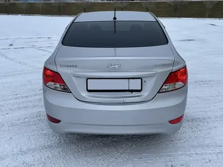 Hyundai Accent 2014 года за 4 000 000 тг. в Атырау – фото 4