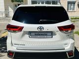 Toyota Highlander 2018 годаүшін21 400 000 тг. в Алматы – фото 3