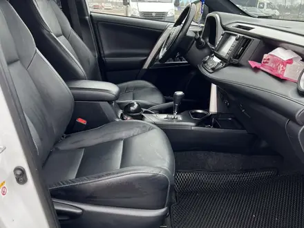 Toyota RAV4 2018 года за 10 800 000 тг. в Астана – фото 8