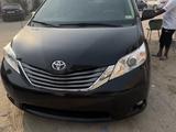 Toyota Sienna 2014 годаfor6 500 000 тг. в Актау