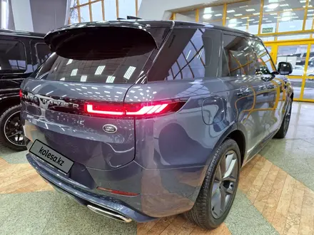Land Rover Range Rover Sport 2023 года за 73 000 000 тг. в Алматы – фото 6