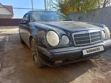 Mercedes-Benz E 230 1996 года за 1 550 000 тг. в Узынагаш