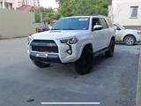 Toyota 4Runner 2016 годаүшін16 000 000 тг. в Актобе – фото 4