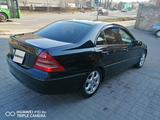 Mercedes-Benz C 320 2001 годаүшін2 800 000 тг. в Алматы – фото 4