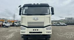FAW  НОВЫЙ В МАСЛЕ СЕДЕЛЬНЫЙ ТЯГАЧ 6*6 FAW 2026 года в Отеген-Батыр – фото 4