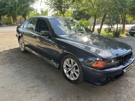 BMW 528 1997 года за 2 600 000 тг. в Тараз – фото 3