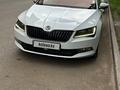 Skoda Superb 2017 годаfor12 000 000 тг. в Астана