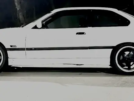 BMW 320 1993 года за 1 900 000 тг. в Алматы – фото 5