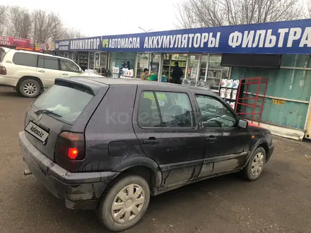 Volkswagen Golf 1993 года за 1 050 000 тг. в Астана – фото 2