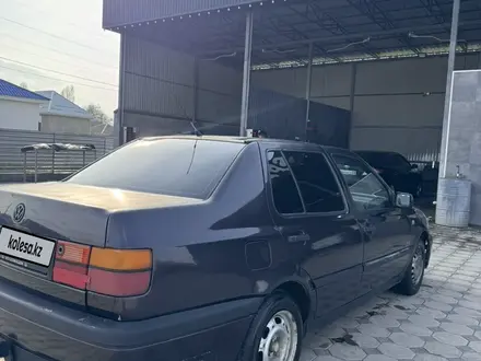 Volkswagen Vento 1993 года за 900 000 тг. в Мерке – фото 3