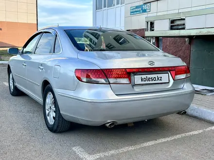 Hyundai Grandeur 2009 года за 3 100 000 тг. в Астана – фото 2