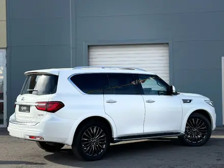 Infiniti QX80 Luxe 2024 года за 58 990 000 тг. в Астана – фото 8