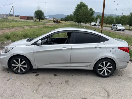 Hyundai Accent 2013 года за 3 900 000 тг. в Алматы – фото 2