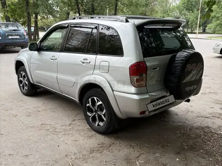 Toyota RAV4 2003 года за 3 750 000 тг. в Усть-Каменогорск – фото 5