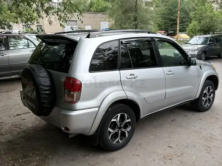 Toyota RAV4 2003 года за 3 750 000 тг. в Усть-Каменогорск – фото 6