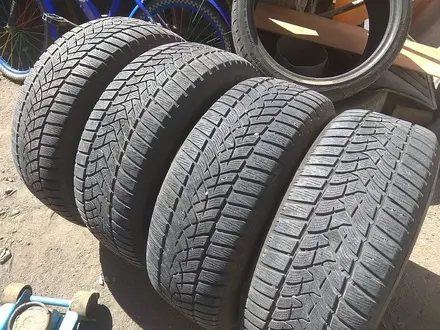 Шины 215/60 R16: две шины — "GoodYear Ultra Grip Performance" (Ге за 100 000 тг. в Астана – фото 2