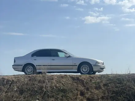 BMW 528 1997 года за 2 800 000 тг. в Новоишимский
