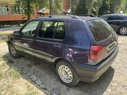 Volkswagen Golf 1993 года за 800 000 тг. в Тараз