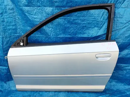 Двери передние на AUDI A3 3-х дверая, хэтчбэк (2004 год) V2.0 оригинал б у за 60 000 тг. в Караганда
